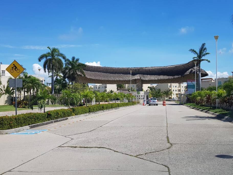 Acapulco Diamante Hermoso Departamento Exterior foto